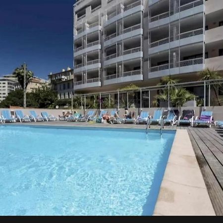 Studio Contemporain Avec Piscine Proche De La Mer คานส์ ภายนอก รูปภาพ